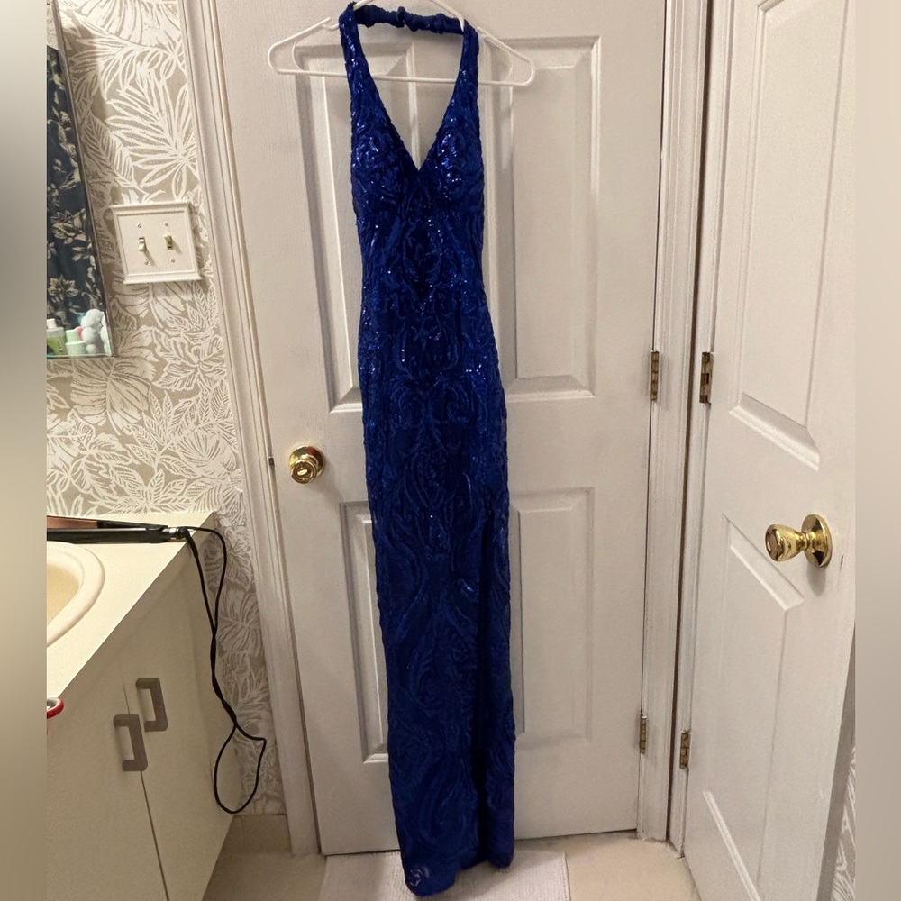 Windsor size s prom dress
